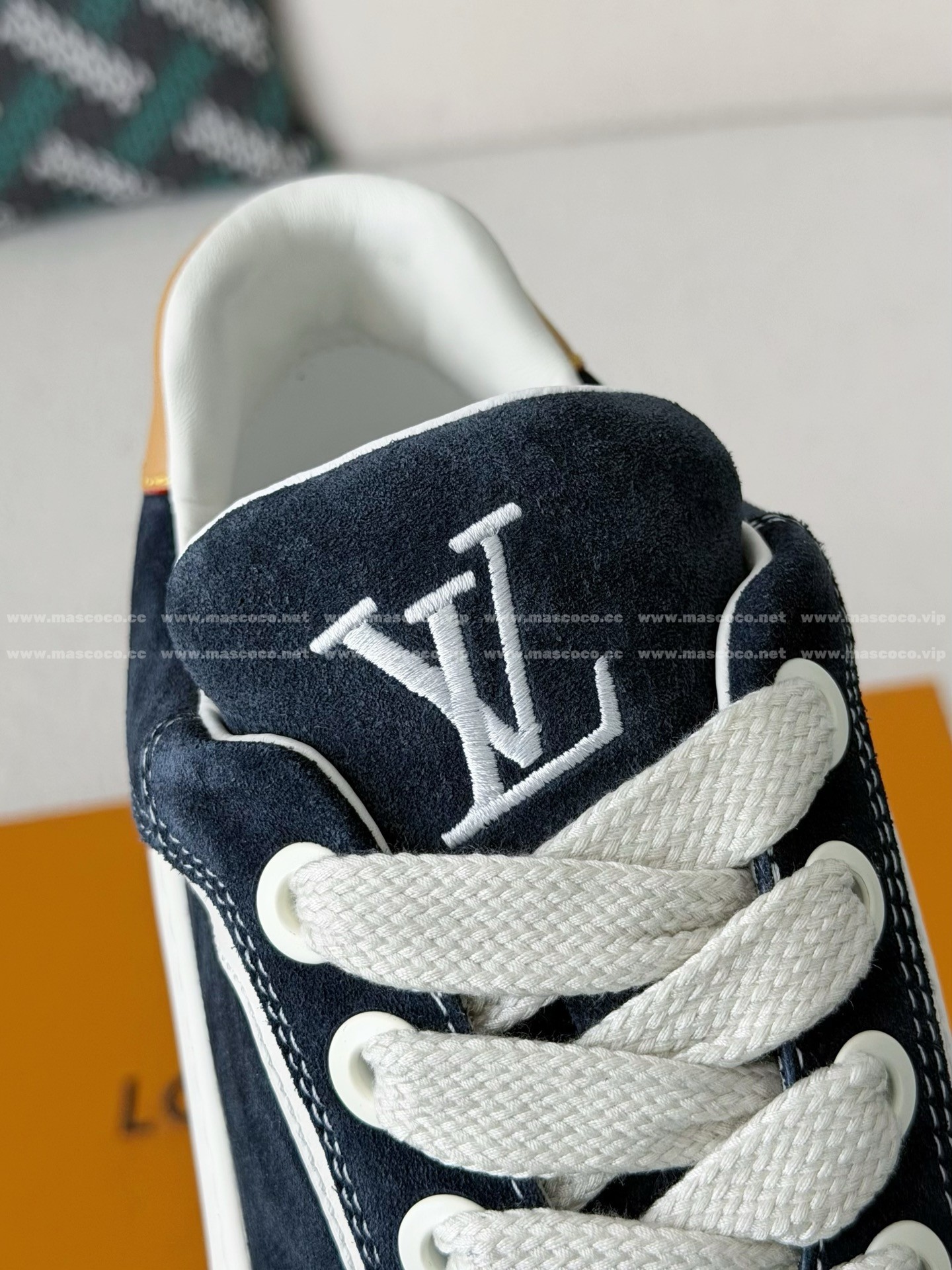 「#5385」LOUIS VUITTON TILTED CANVAS LEATHER BOARD SHOES - Image 10