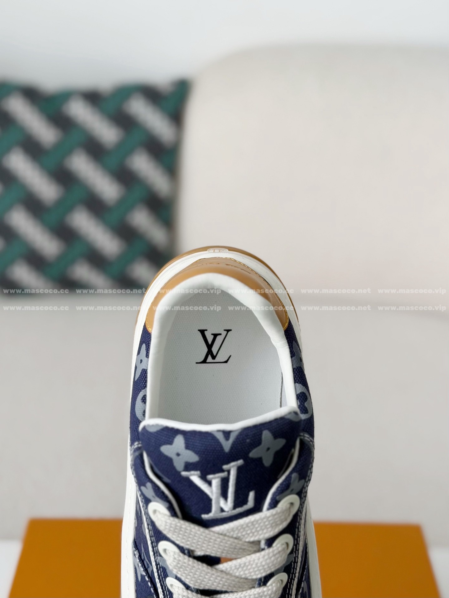 「#5386」LOUIS VUITTON TILTED CANVAS LEATHER BOARD SHOES - Image 8