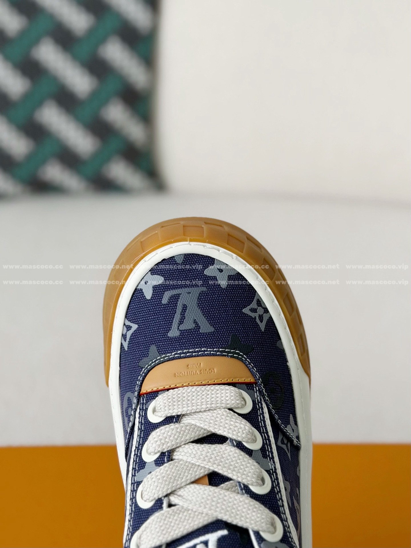 「#5386」LOUIS VUITTON TILTED CANVAS LEATHER BOARD SHOES - Image 9