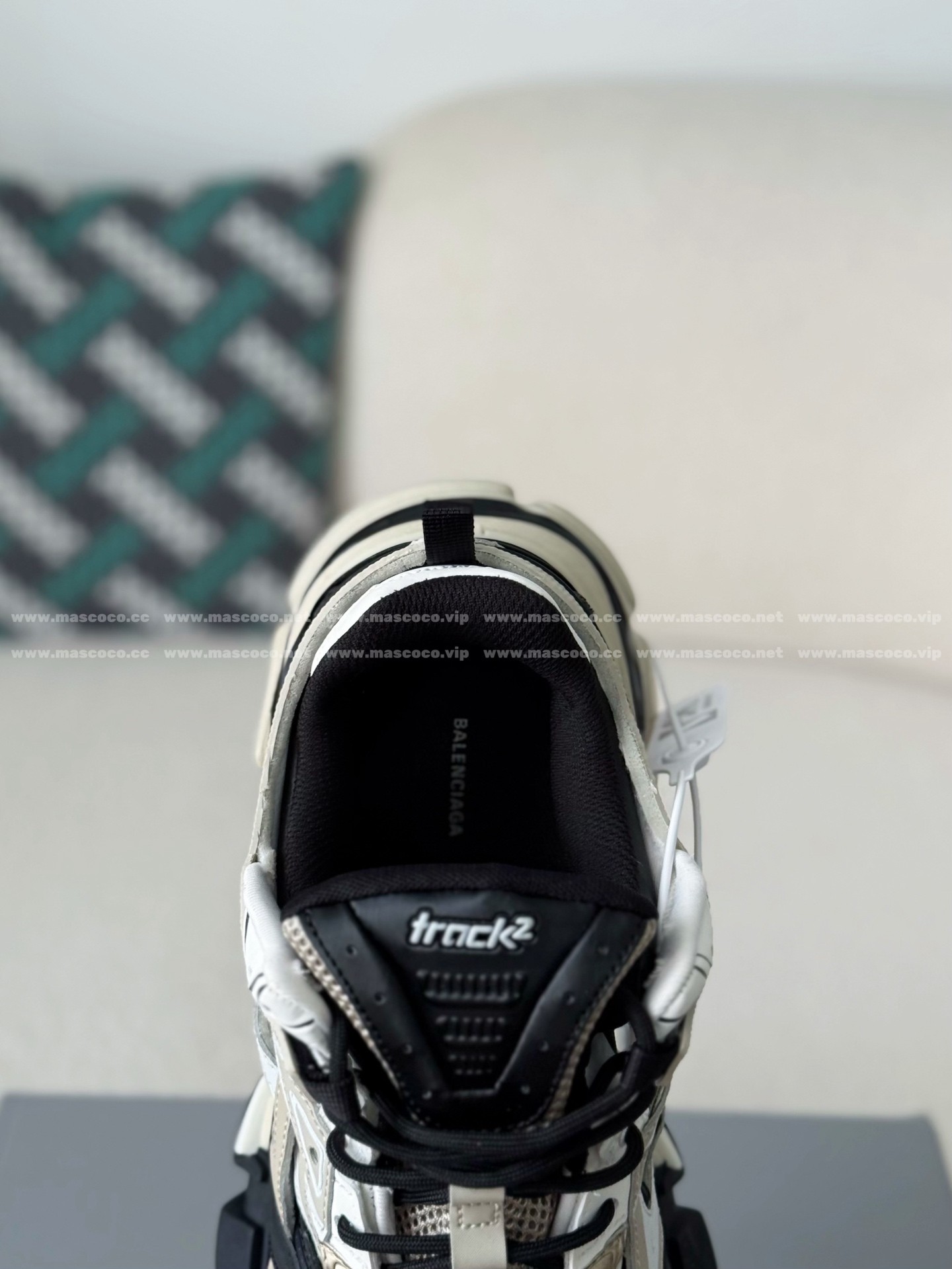 「#5495」「#1624」Balenciaga Runner Sneakers - Image 8