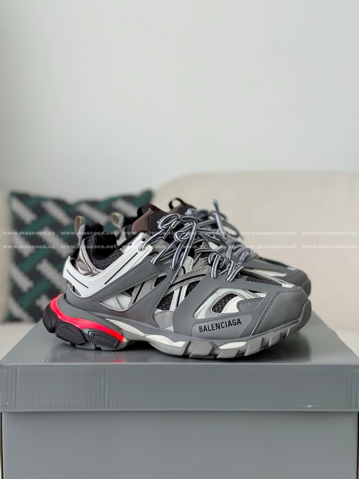 「#5505」Balenciaga Track 1.0 track led Trainers - Image 2