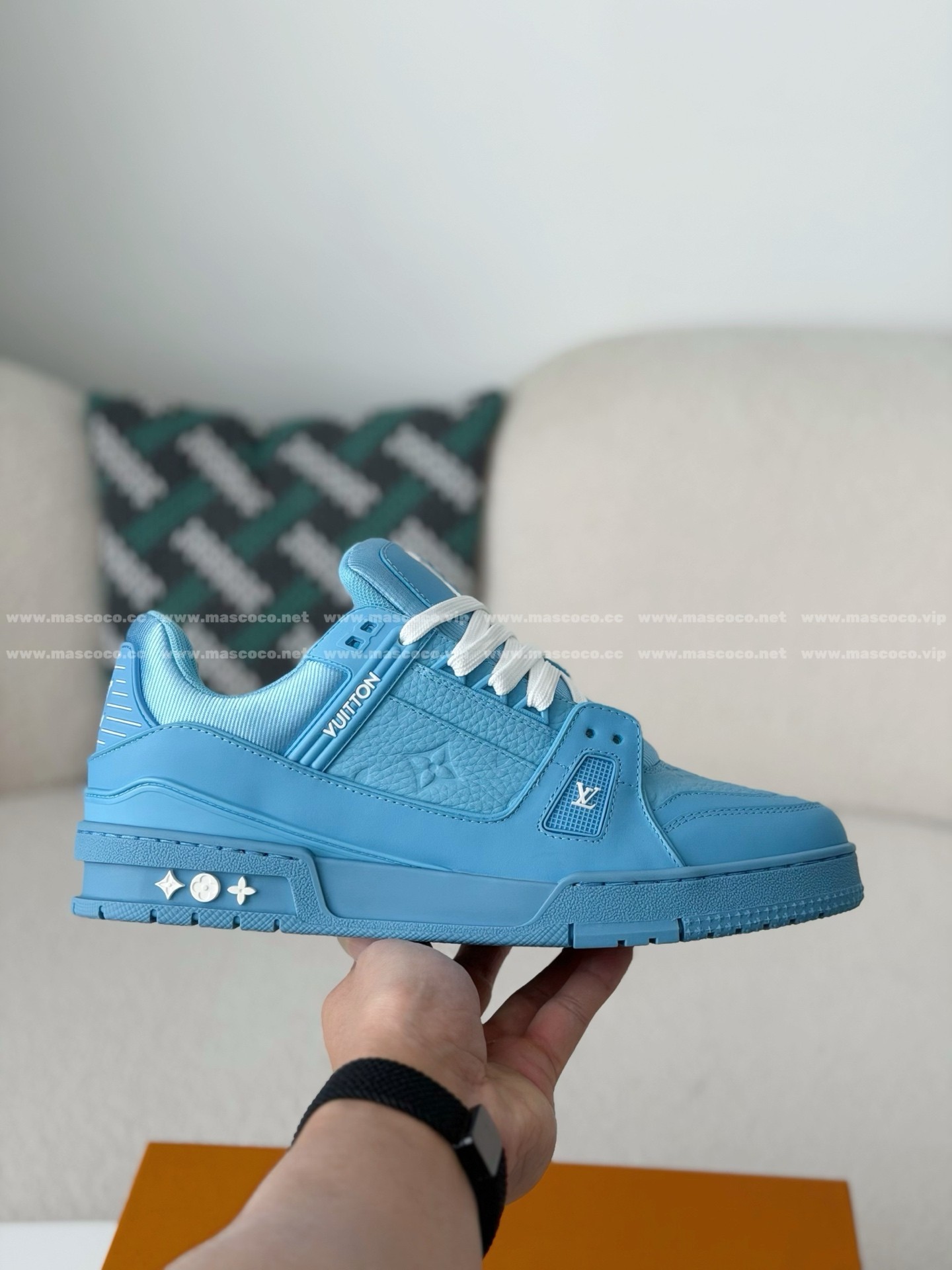 「#313」LOUIS VUITTON TRAINER SNEAKERS - Image 6
