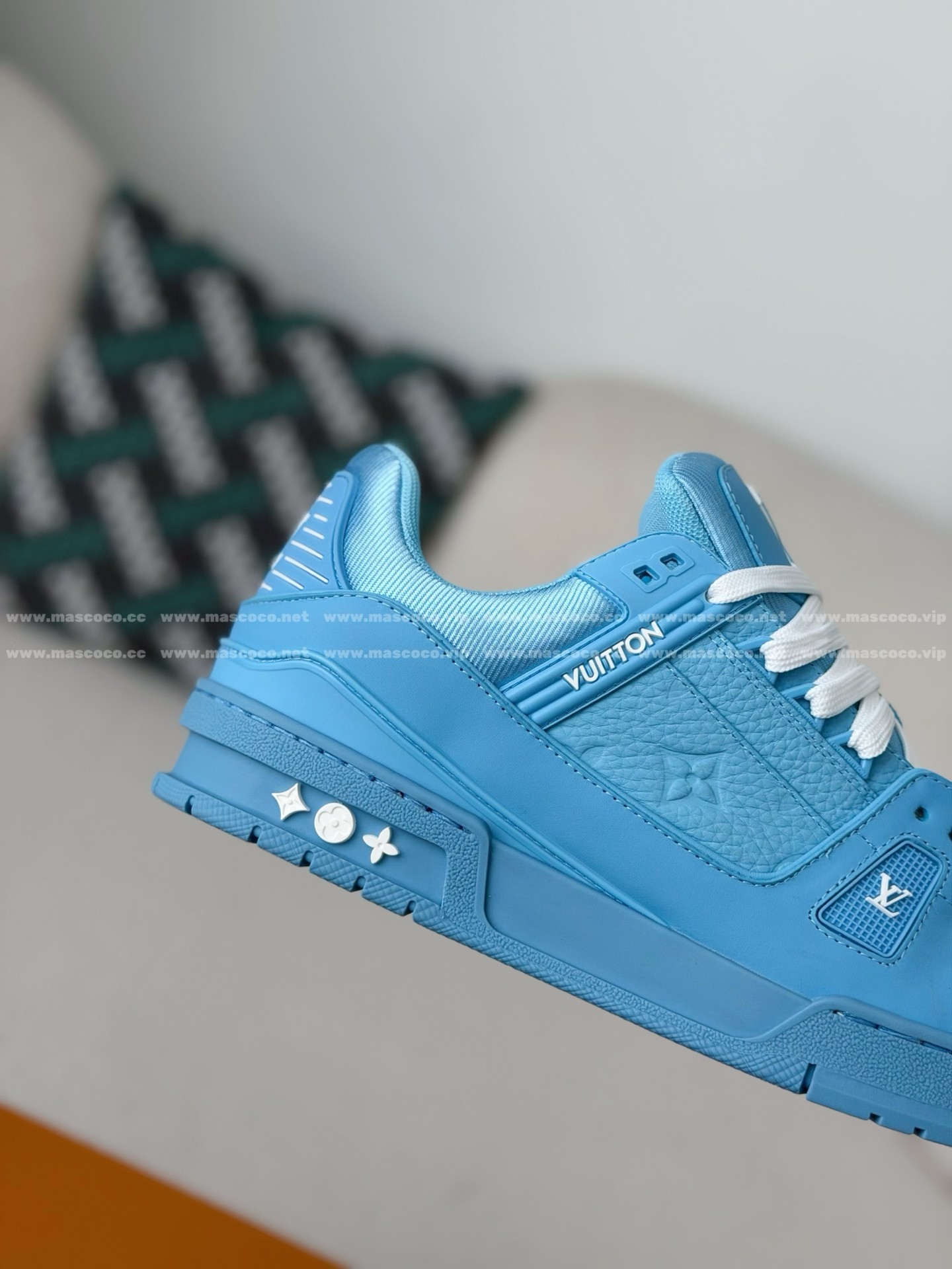 「#313」LOUIS VUITTON TRAINER SNEAKERS - Image 7