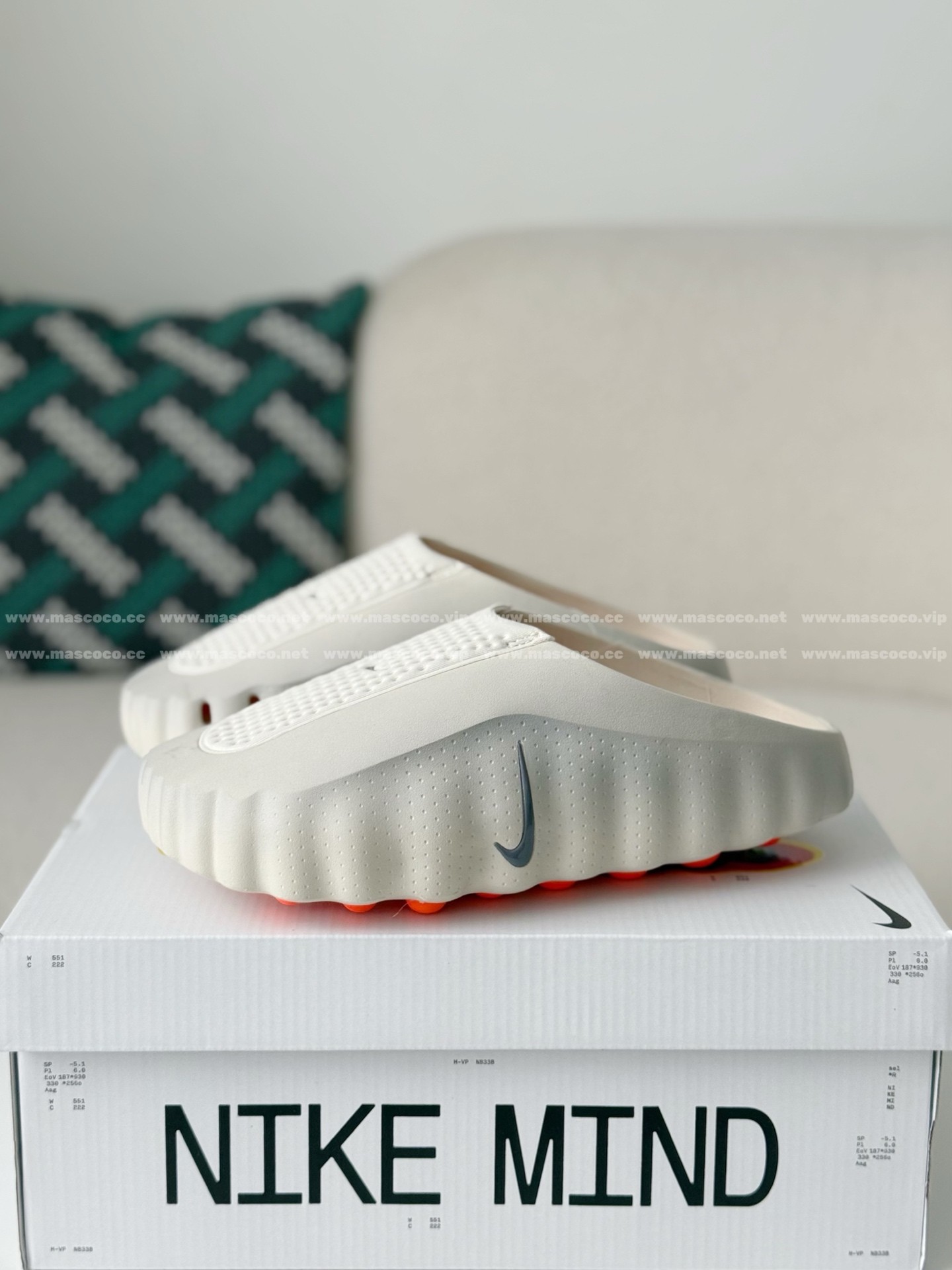 「#5519」Nike Mind 001 Recovery Slide Closed-Toe Slippers (We recommend choosing one size larger.)