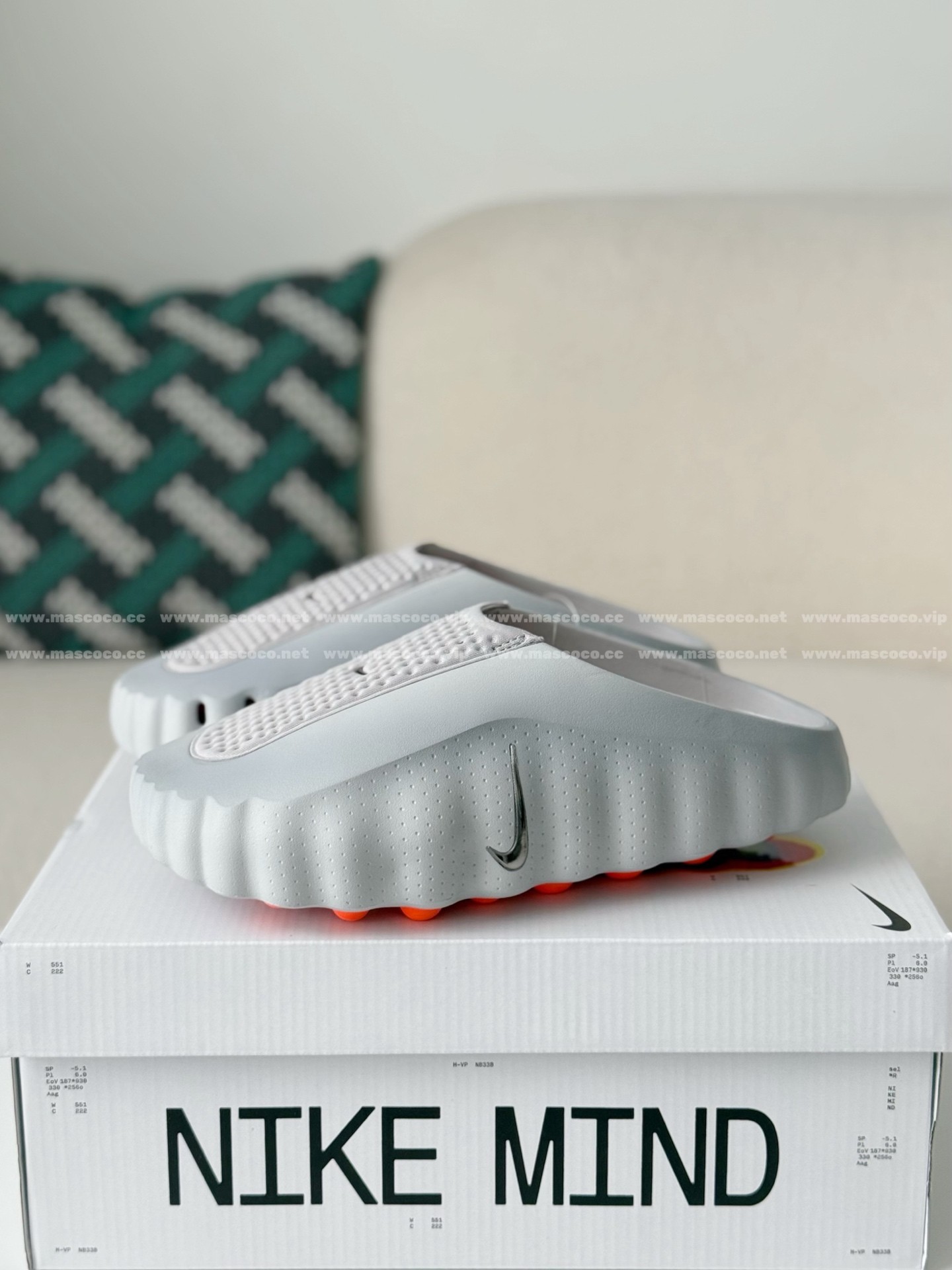 「#5520」Nike Mind 001 Recovery Slide Closed-Toe Slippers (We recommend choosing one size larger.)