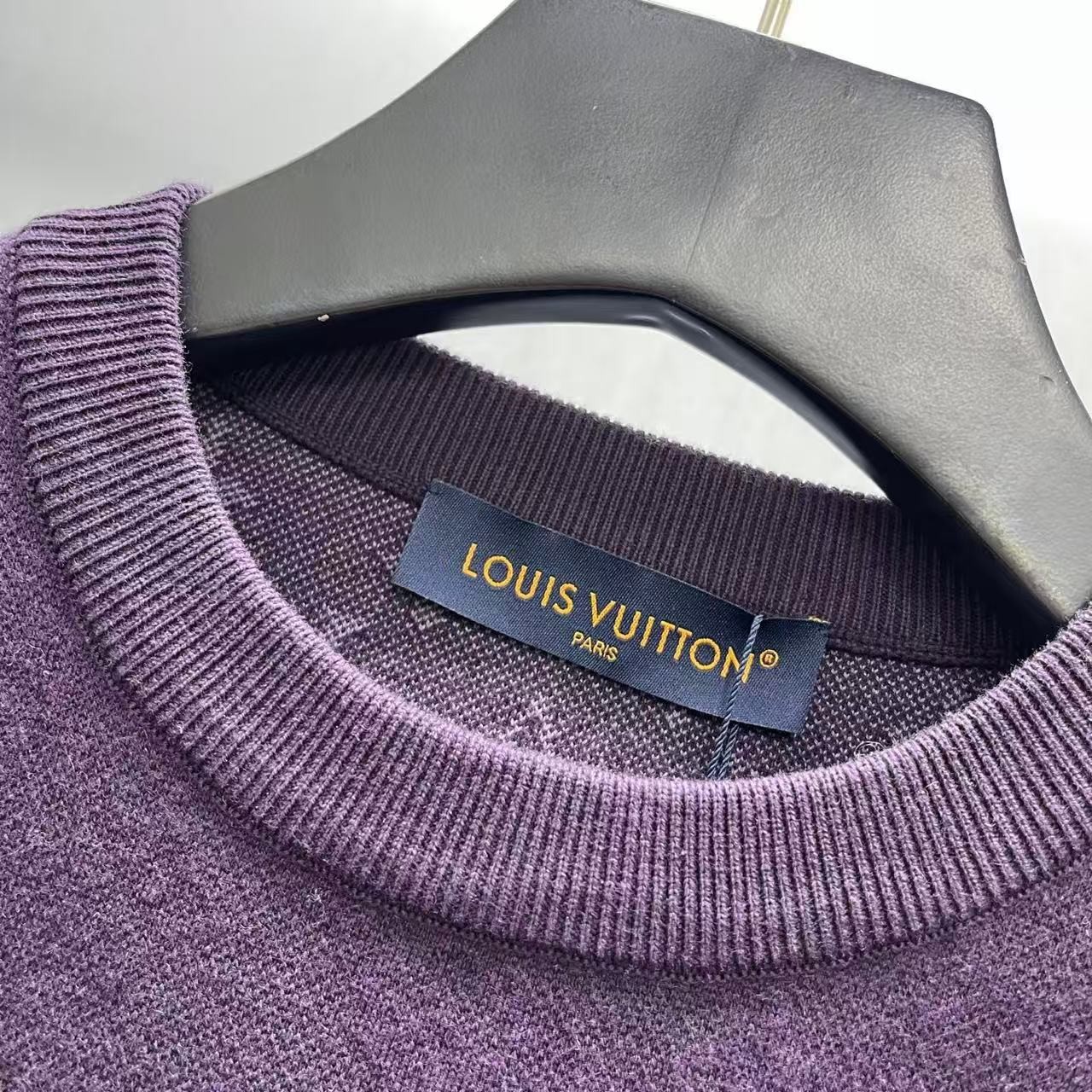「#5523」LOUIS VUITTON Letter Pattern Jacquard Gradient Knit Short Sleeve_副本 - Image 6