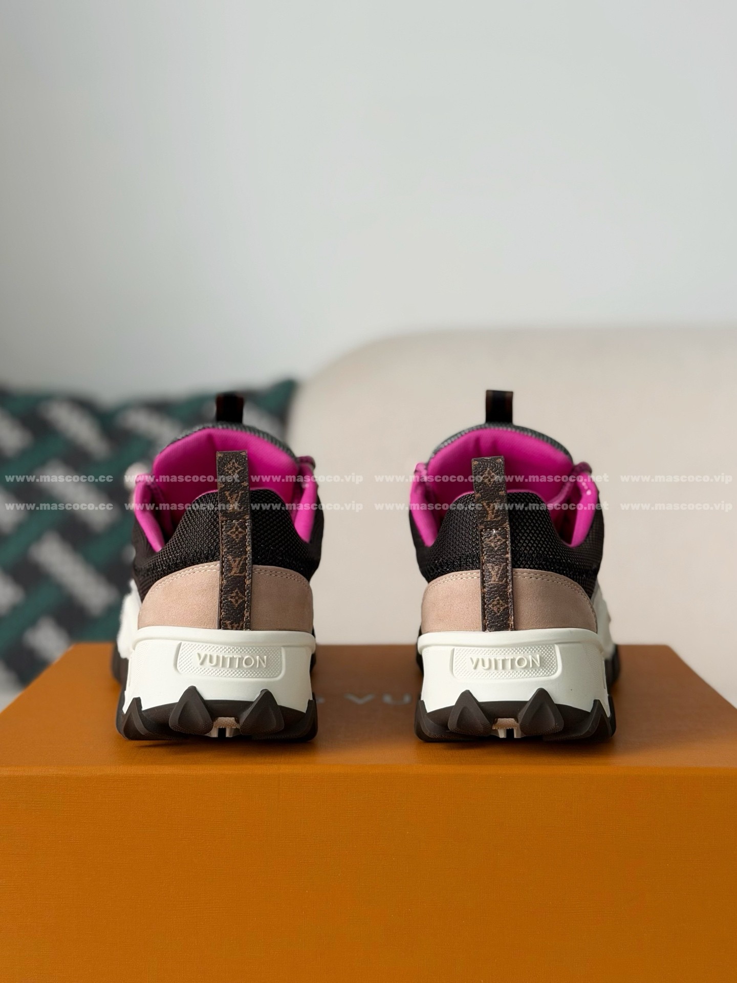 「#5639」LOUIS VUITTON ROSSYRUSH XPLORER SNEAKERS - Image 3