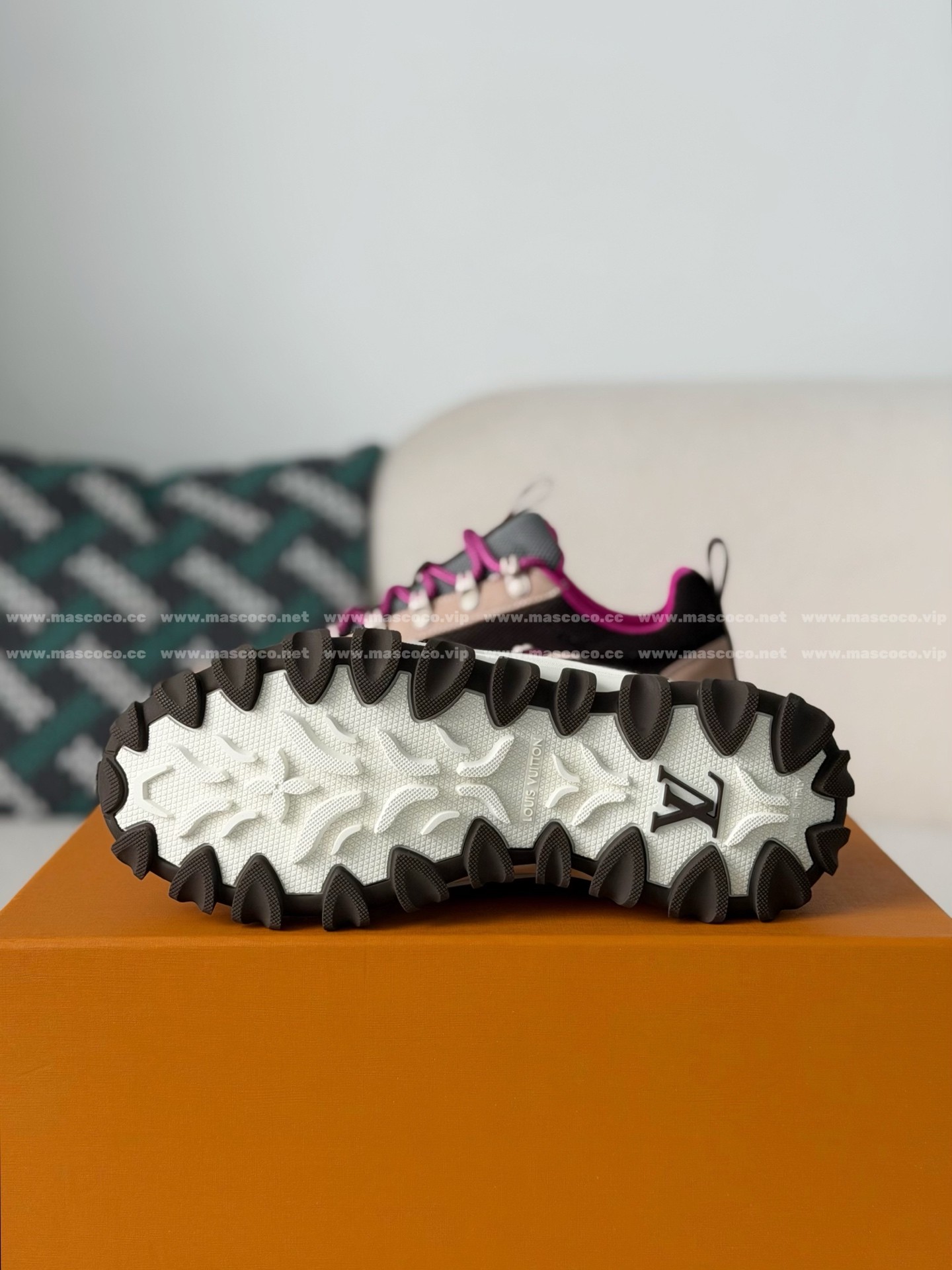 「#5639」LOUIS VUITTON ROSSYRUSH XPLORER SNEAKERS - Image 5