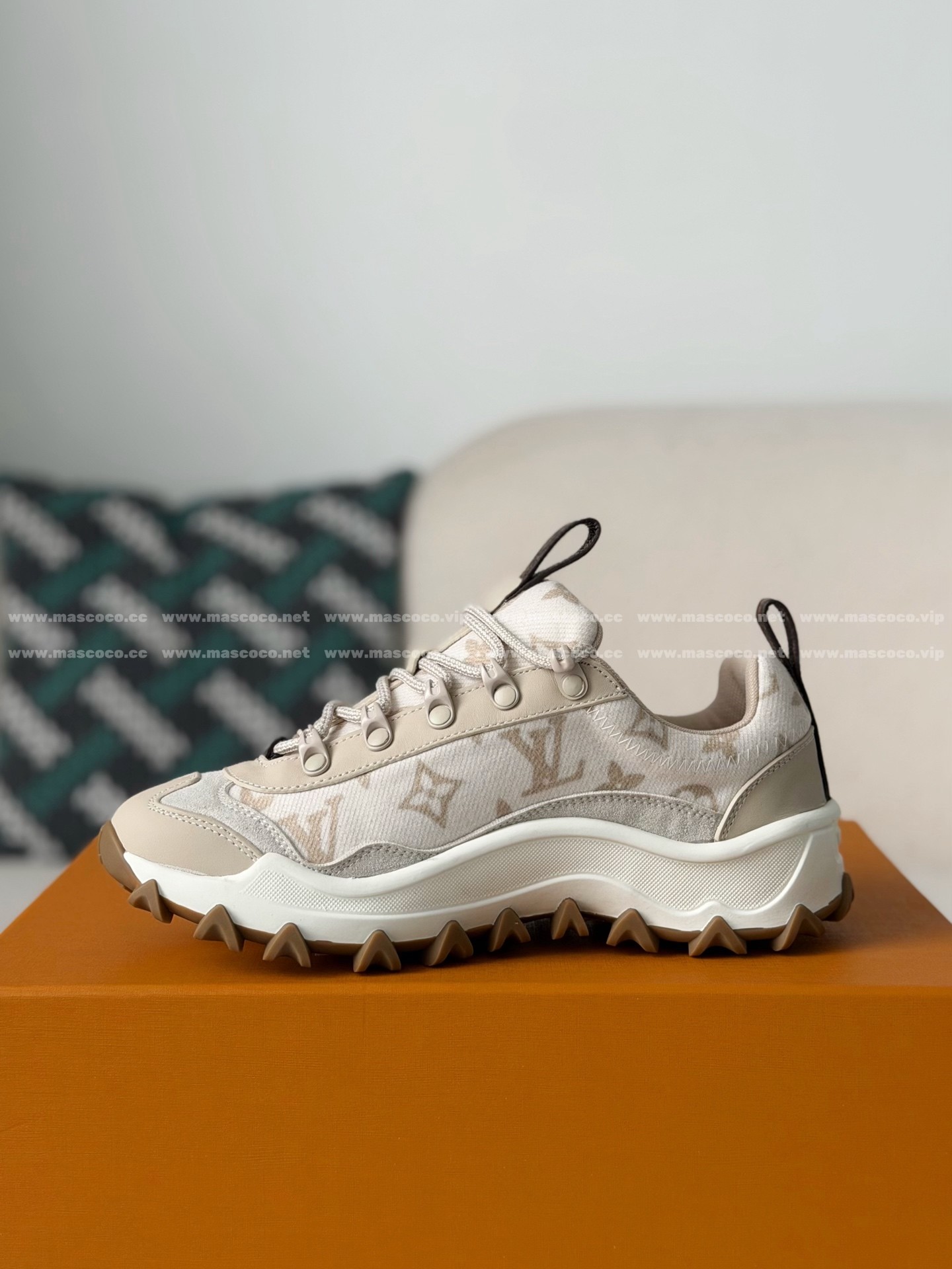 「#5641」LOUIS VUITTON ROSSYRUSH XPLORER SNEAKERS - Image 4