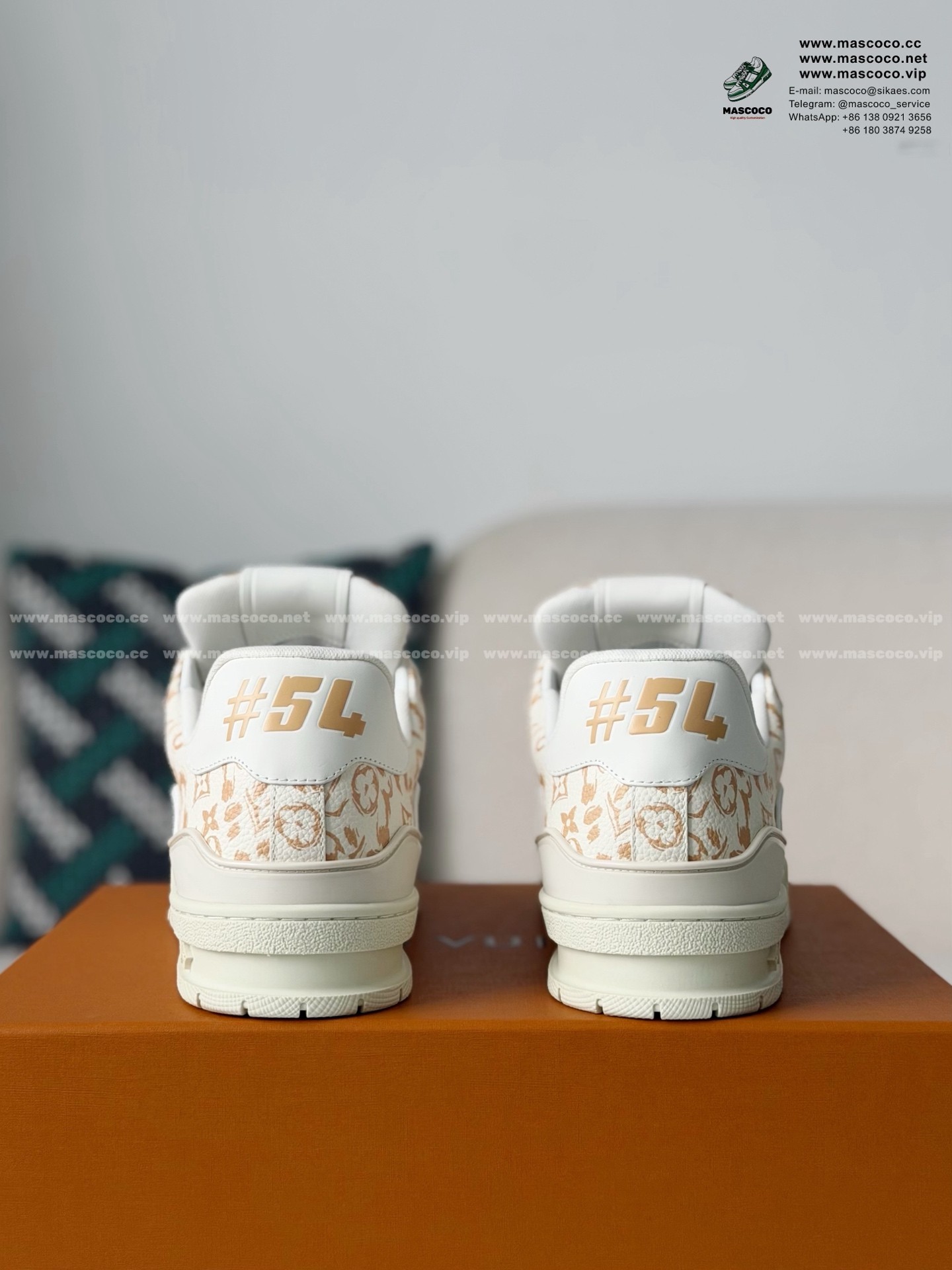 「#6331」LOUIS VUITTON TRAINER GRAINED LEATHER SNEAKERS - Image 3