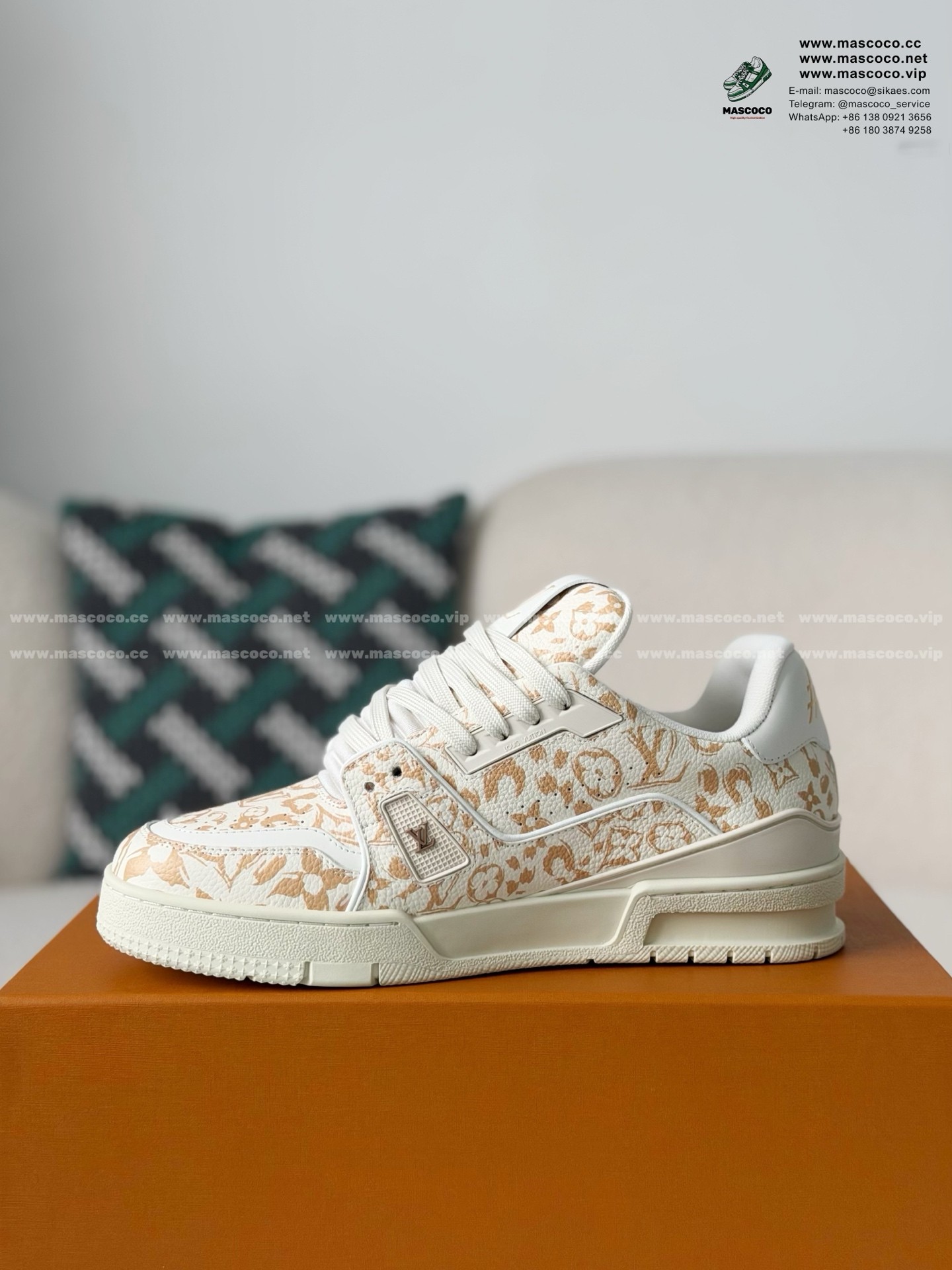 「#6331」LOUIS VUITTON TRAINER GRAINED LEATHER SNEAKERS - Image 4