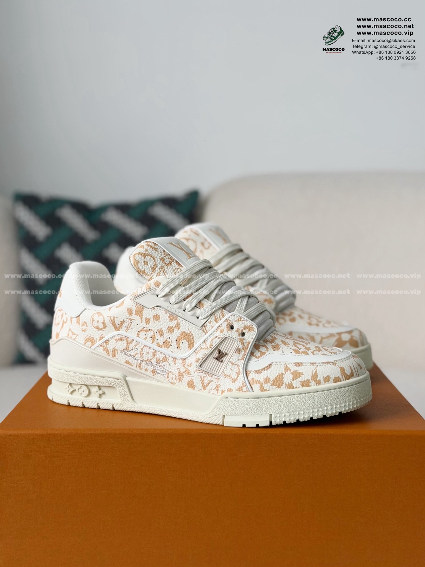 「#6331」LOUIS VUITTON TRAINER GRAINED LEATHER SNEAKERS - Image 2