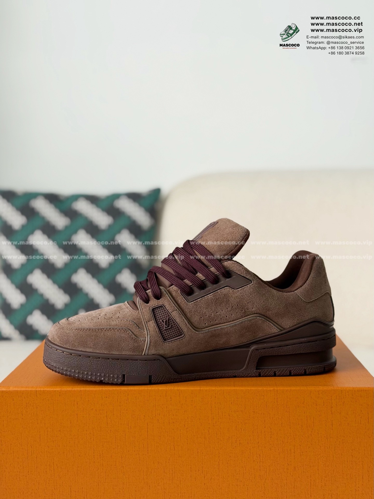 「#6462」LOUIS VUITTON TRAINER DISTRESSED SNEAKERS - Image 4