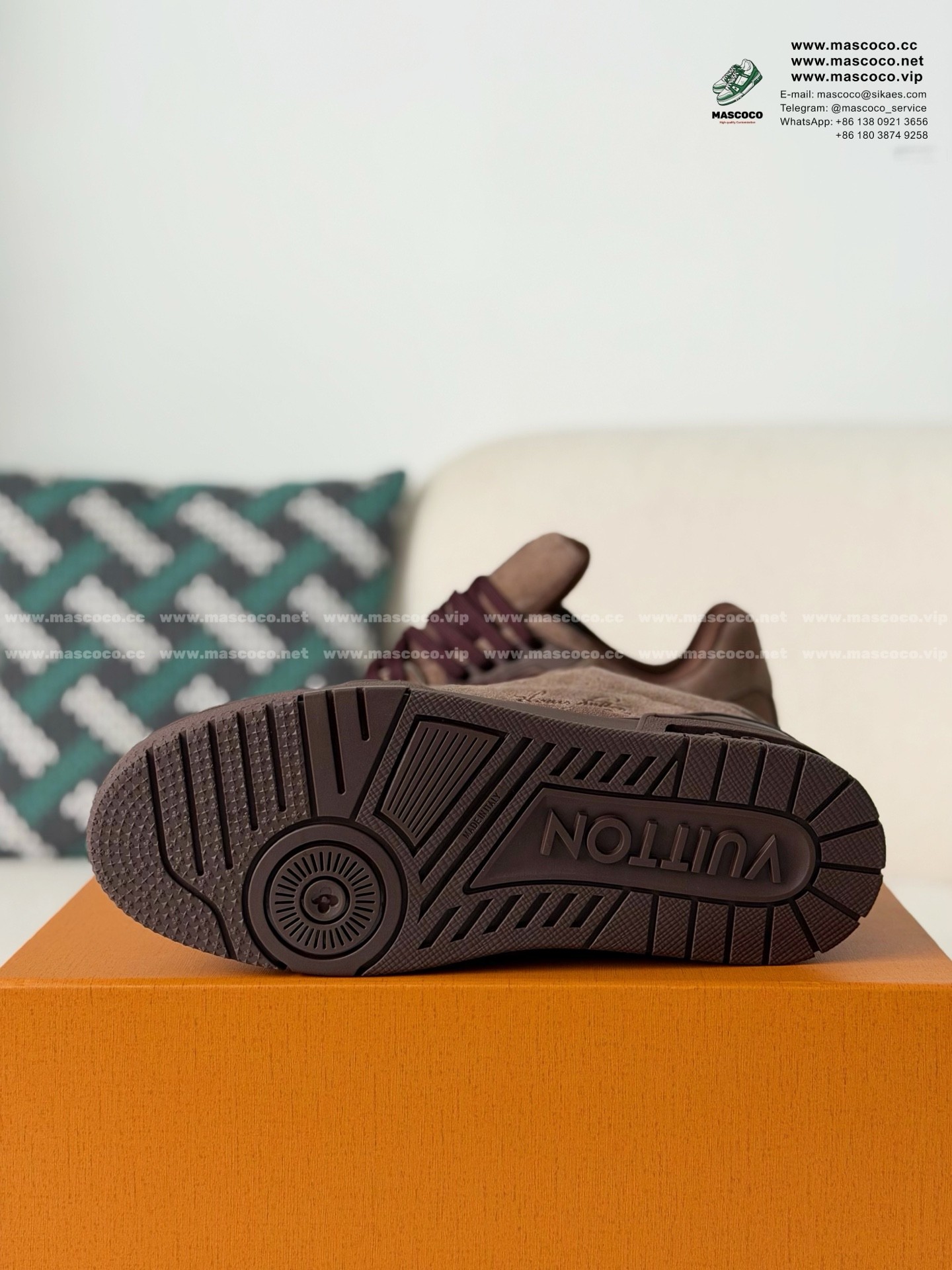 「#6462」LOUIS VUITTON TRAINER DISTRESSED SNEAKERS - Image 5