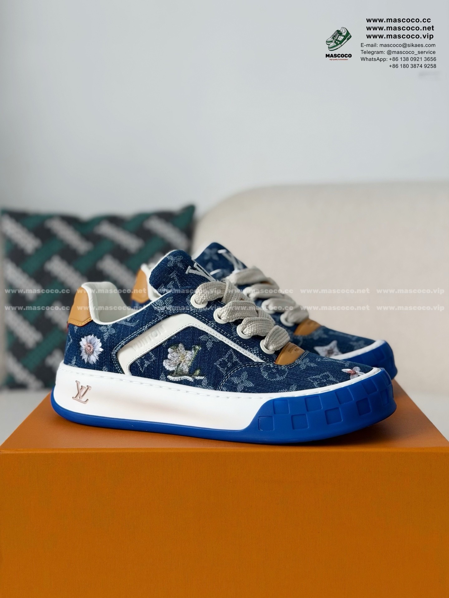 「#6640」LOUIS VUITTON TILTED CANVAS LEATHER BOARD SHOES - Image 2
