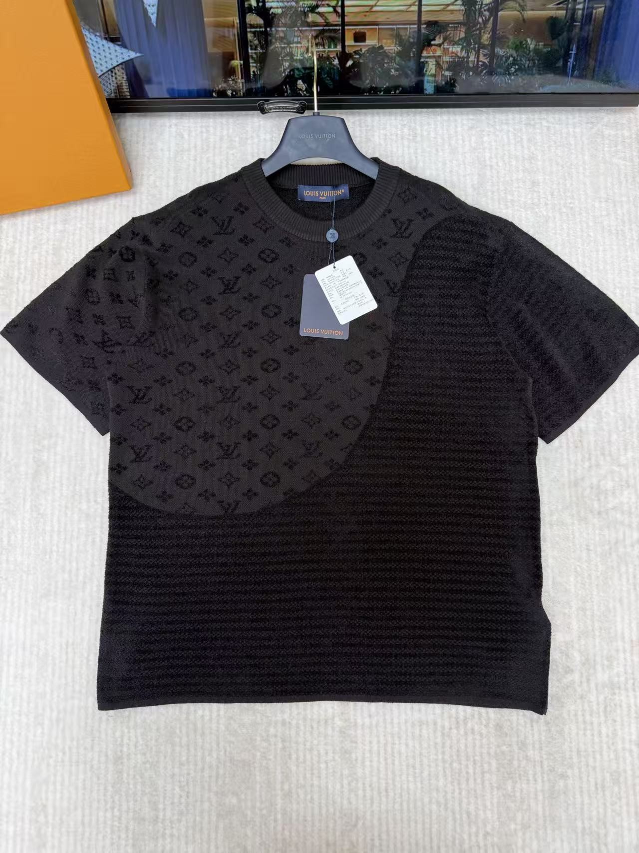 「#6706」LOUIS VUITTON Letter Jacquard Striped Knit Short Sleeve