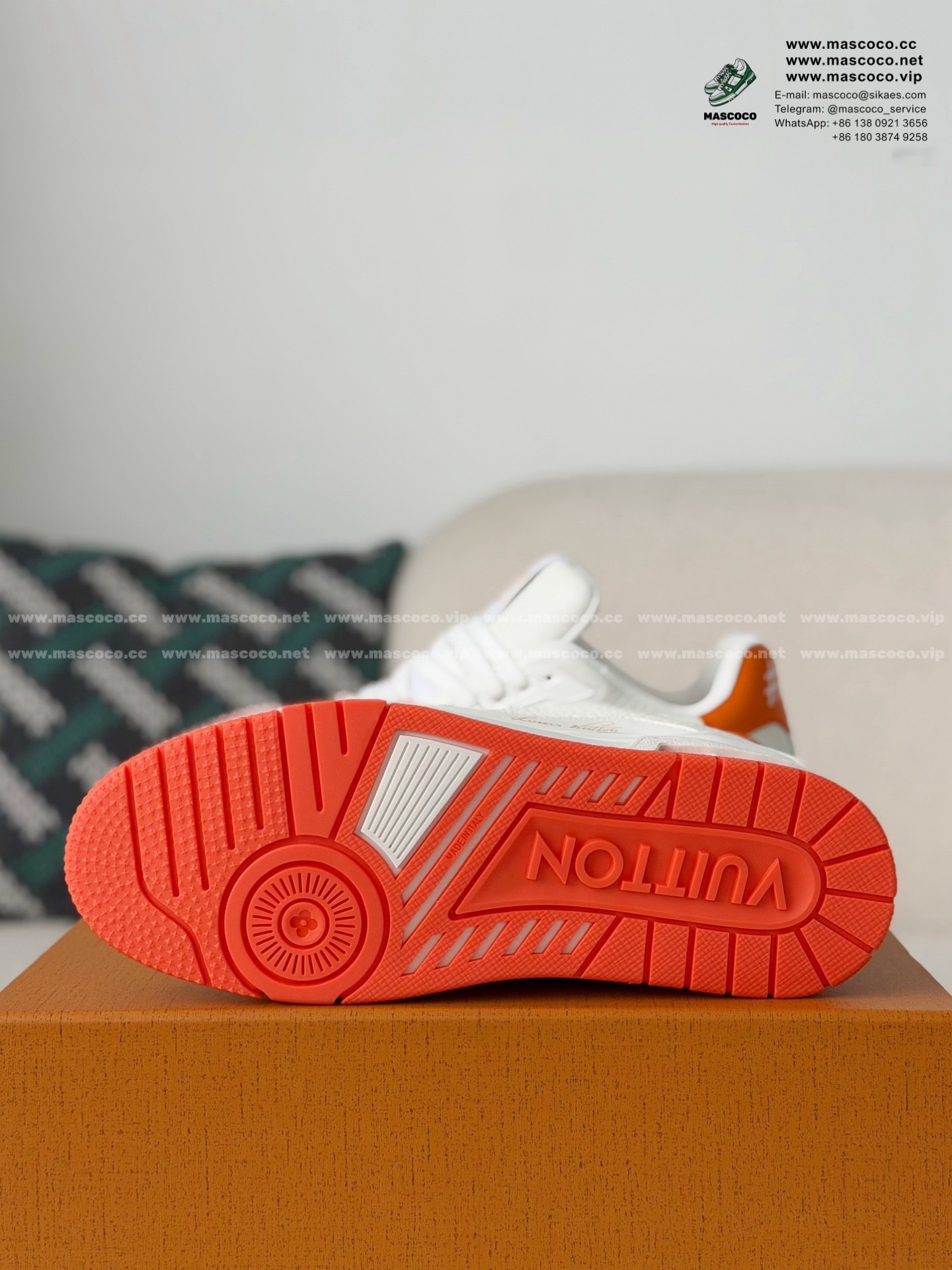 「#6972」LOUIS VUITTON TRAINER FULL-GRAIN LEATHER SNEAKERS - Image 5