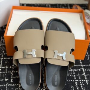 「#7104」Hermes Jaures Calfskin Sandals