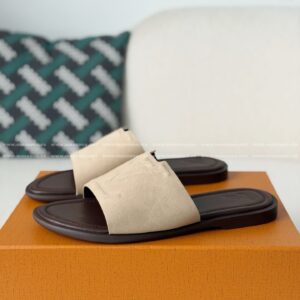 「#7147」LOUIS VUITTON PORTOFINO SLIPPERS