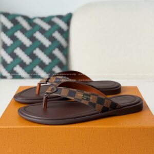 「#7160」LOUIS VUITTON FLIP-FLOPS