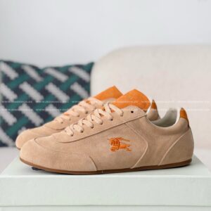 「#7347」Burberry Knight Runner Sneakers​