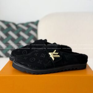 「#7367」LOUIS VUITTON SANDALS